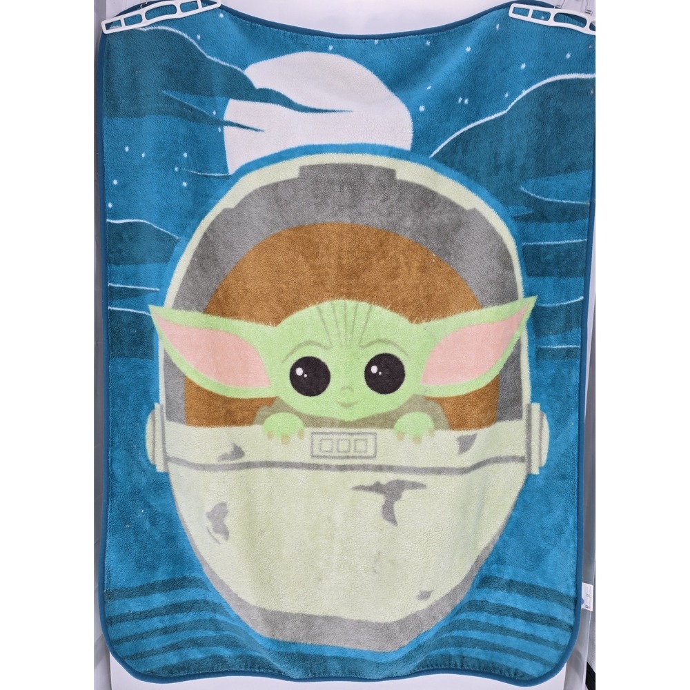 The Mandalorian Yoda Plush Fleece Throw Blanket Size 60" x 50"‎
